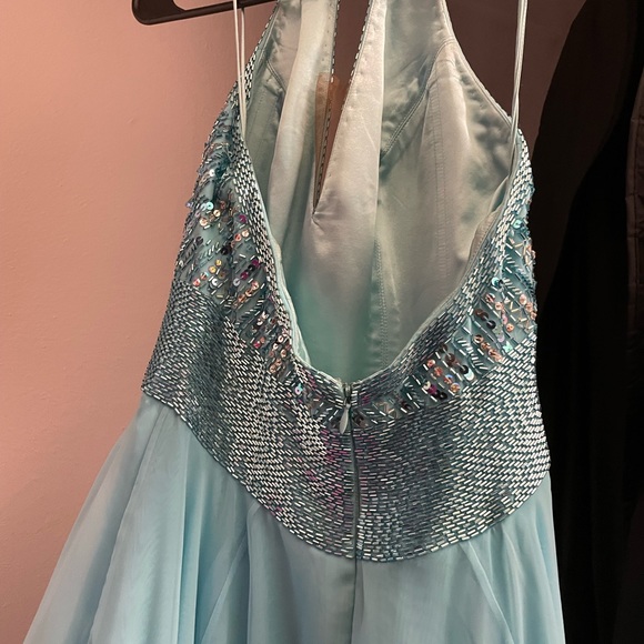 IMMACULATE Custom Shawn YEARICK pageant dress! - Picture 3 of 3